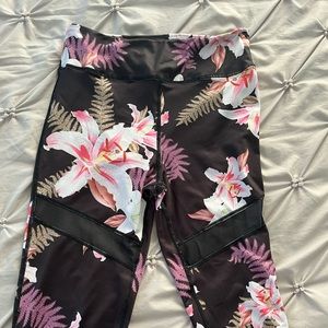 Sports Bra and Leggings Set